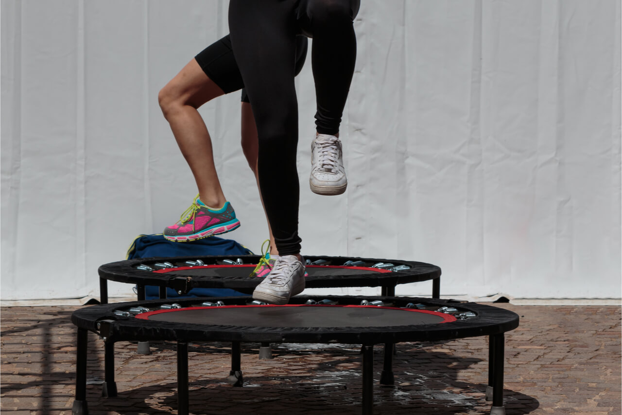 is jumping on a trampoline good exercise